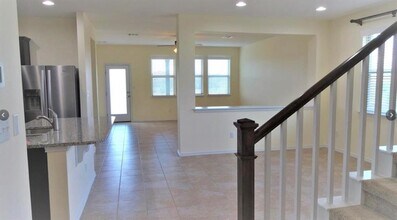 704 Carillion Dr in Pflugerville, TX - Building Photo - Building Photo