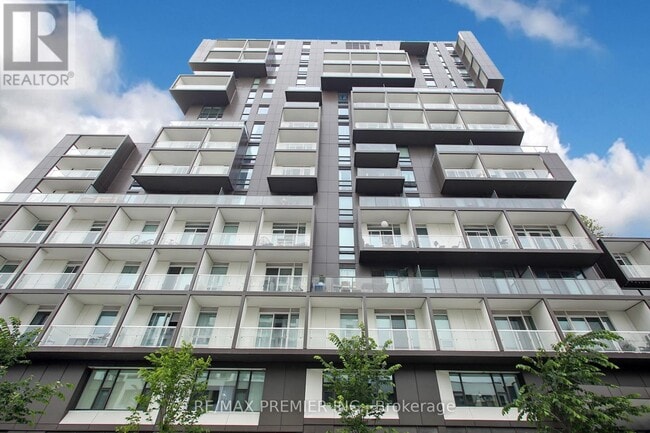 property at 80-880 Vanauley St