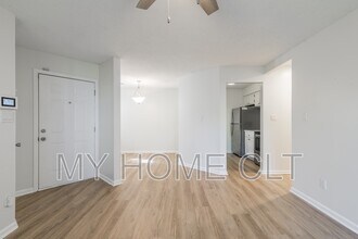 2539 Stockbridge Dr in Charlotte, NC - Building Photo - Building Photo