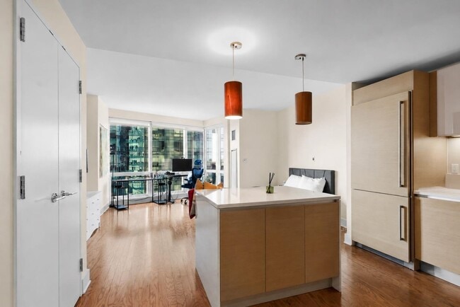 property at 77 Hudson St