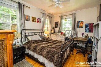 158 Cypress St in Brookline, MA - Foto de edificio - Building Photo