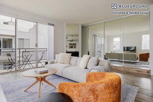 1443 N Fuller Ave in Los Angeles, CA - Building Photo