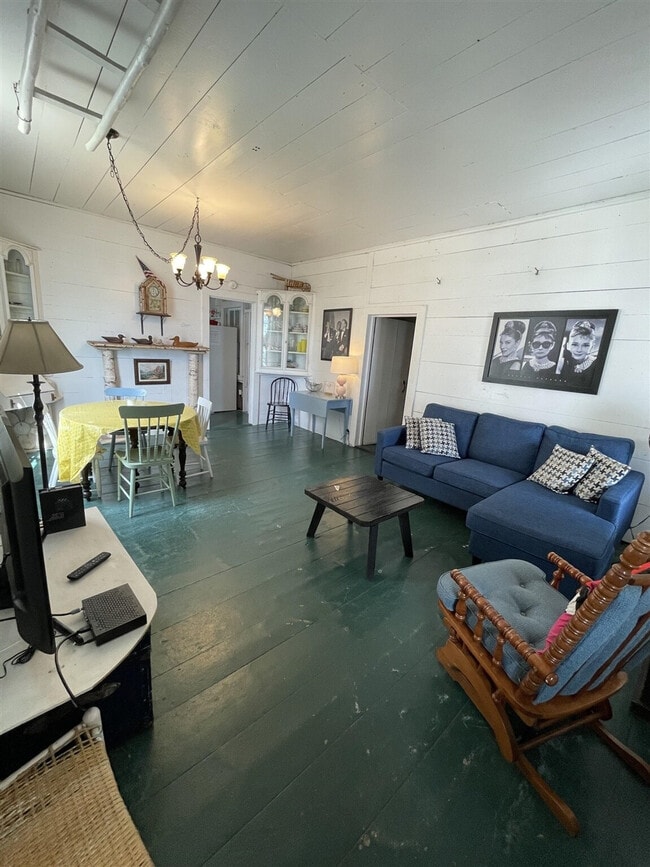 27 Nason Beach Rd