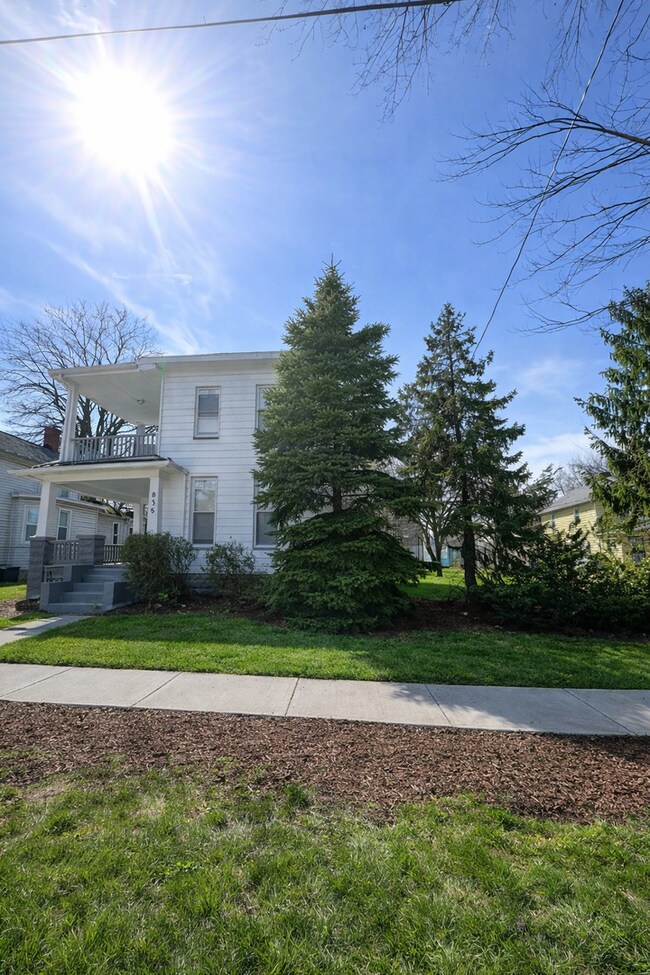 836 E 156th St in Cleveland, OH - Building Photo - Building Photo