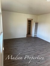 1887 6th Ave in Oroville, CA - Building Photo - Building Photo