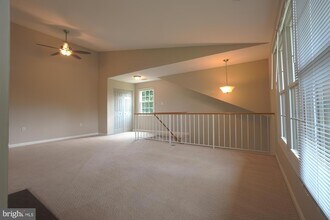 7575 Belle Grae Dr in Manassas, VA - Building Photo - Building Photo