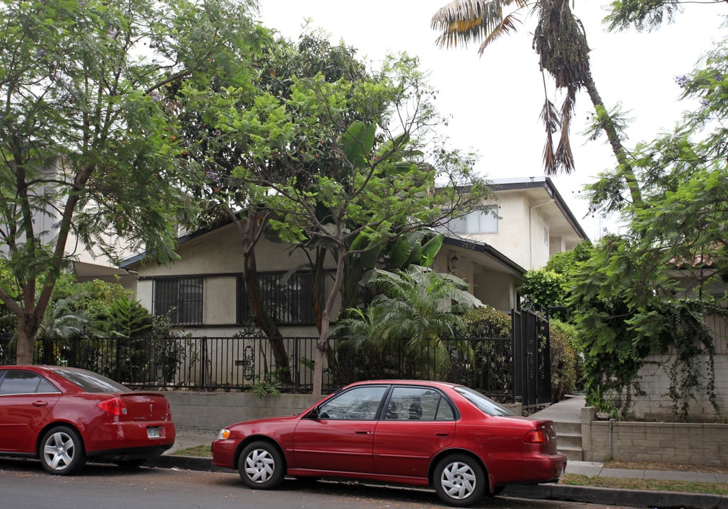 1672 Federal Ave in Los Angeles, CA - Building Photo