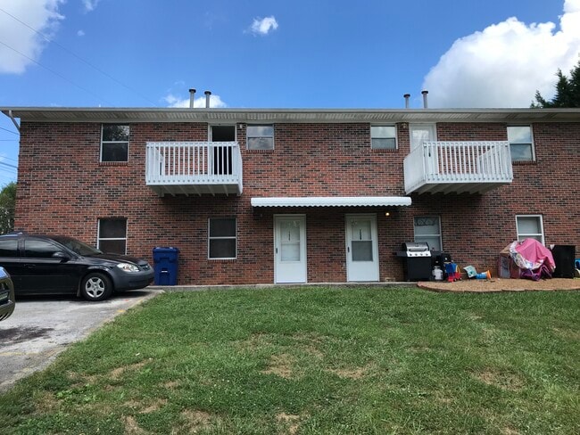 property at 1527 Meadow Spring Dr