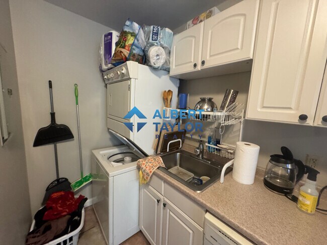 350 Allston St, Unit 2