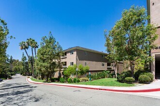 7653 Mission Gorge Rd in San Diego, CA - Building Photo - Building Photo