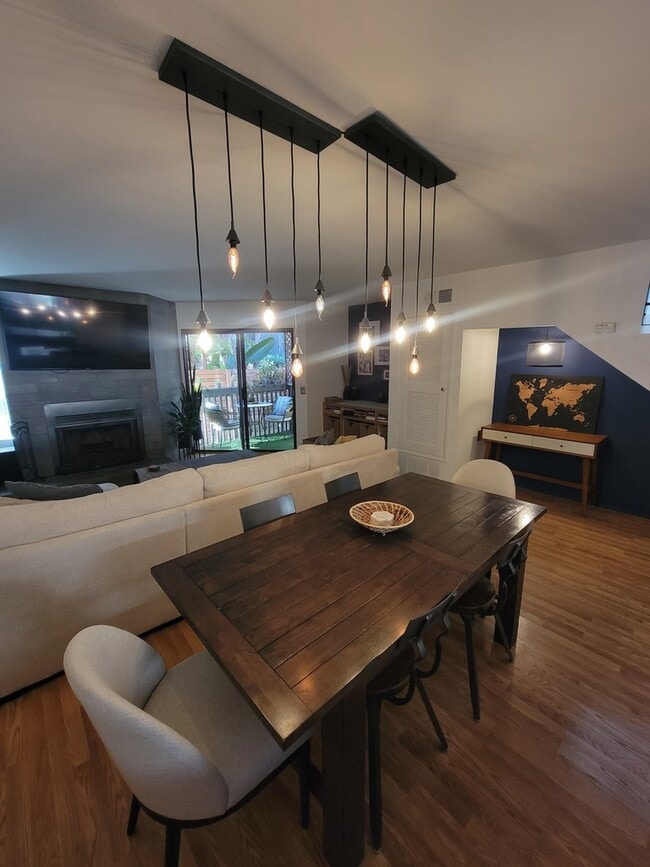 943 Torrance St in San Diego, CA - Building Photo - Building Photo