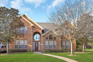 12006 Audrey Ct in Pinehurst, TX - Building Photo