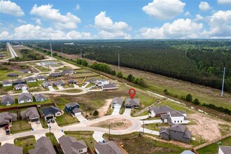 141 County Rd 5102B in Cleveland, TX - Building Photo - Building Photo