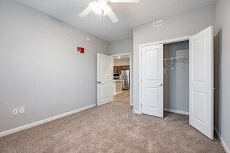 Reserve at Grant Road - MUST BE AGE 55+ in Ellenwood, GA - Building Photo - Interior Photo