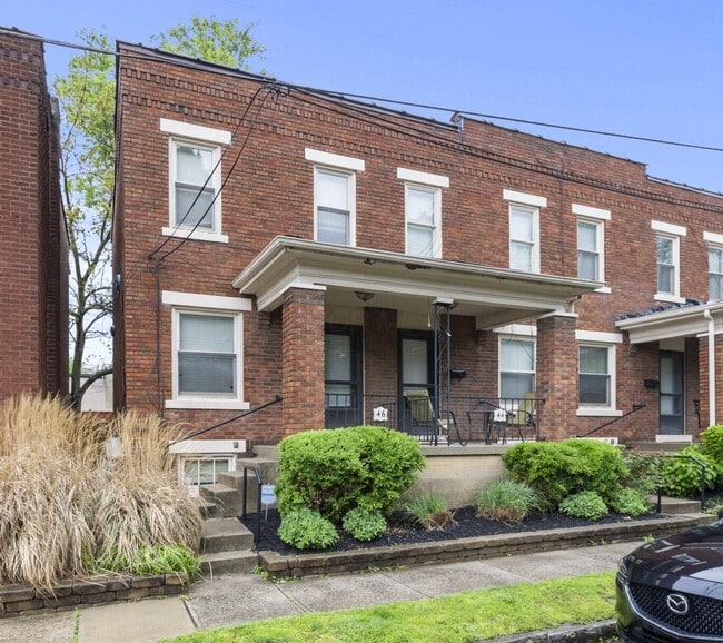 property at 46 W Kossuth St
