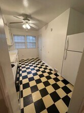 2659 Taylorsville Rd, Unit 3 in Louisville, KY - Foto de edificio - Building Photo
