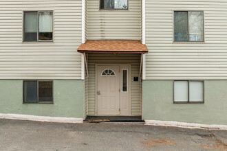 Driscoll Manor Apartments in Syracuse, NY - Foto de edificio - Building Photo