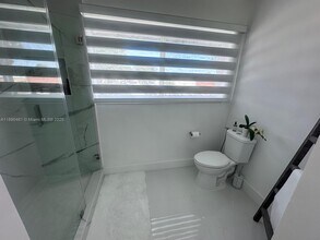 6999 W 2nd Ct in Hialeah, FL - Building Photo - Building Photo