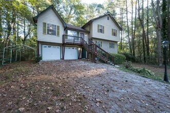 3086 Cynthia Ct in Marietta, GA - Building Photo - Building Photo