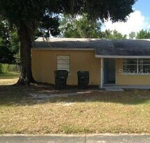 1238 Herschell St in Lakeland, FL - Building Photo