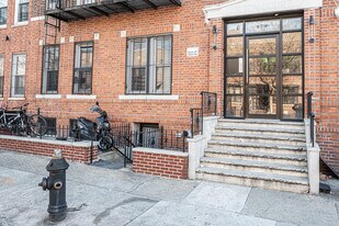 15 Unit  multi family  All Free Market in Brooklyn, NY - Foto de edificio - Building Photo