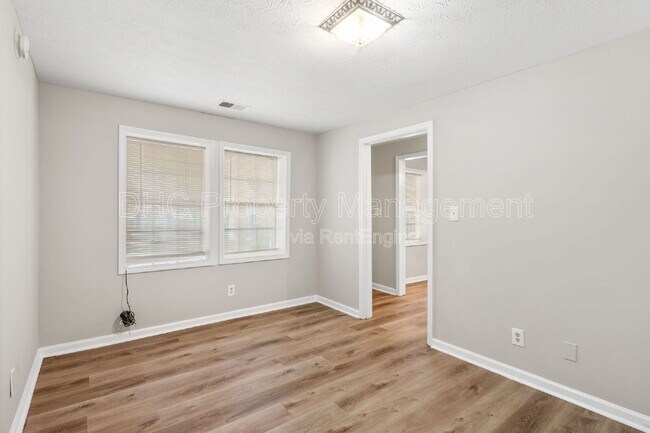 1435 Lynford Dr SW in Atlanta, GA - Building Photo - Building Photo