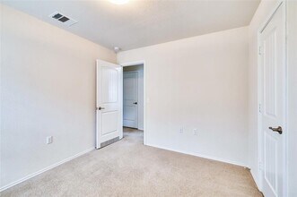 4220 Creede Dr in Austin, TX - Building Photo - Building Photo