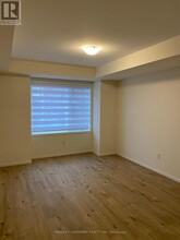 8 William Russell Ln in Richmond Hill, ON - Building Photo - Building Photo