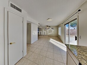 10633 W Piccadilly Rd in Avondale, AZ - Building Photo - Building Photo