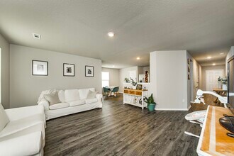 53 Dunnaway Dr in Austin, AR - Building Photo - Building Photo