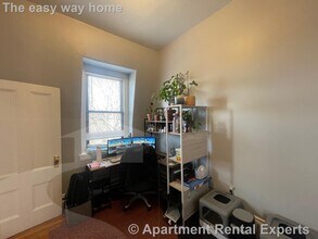 61 Adams St in Somerville, MA - Building Photo - Building Photo
