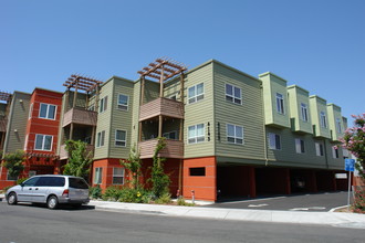 Bridgeway East in Fremont, CA - Building Photo - Building Photo