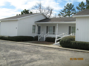 212 Pinckney St S in Timmonsville, SC - Building Photo - Building Photo