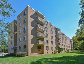 Norriton East Apartments in Norristown, PA - Building Photo - Building Photo