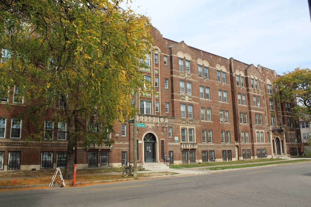 Del Rio in Detroit, MI - Building Photo