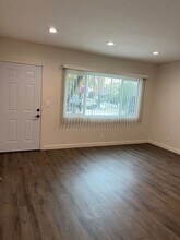 2914-2916 Gleneden St in Los Angeles, CA - Building Photo - Building Photo