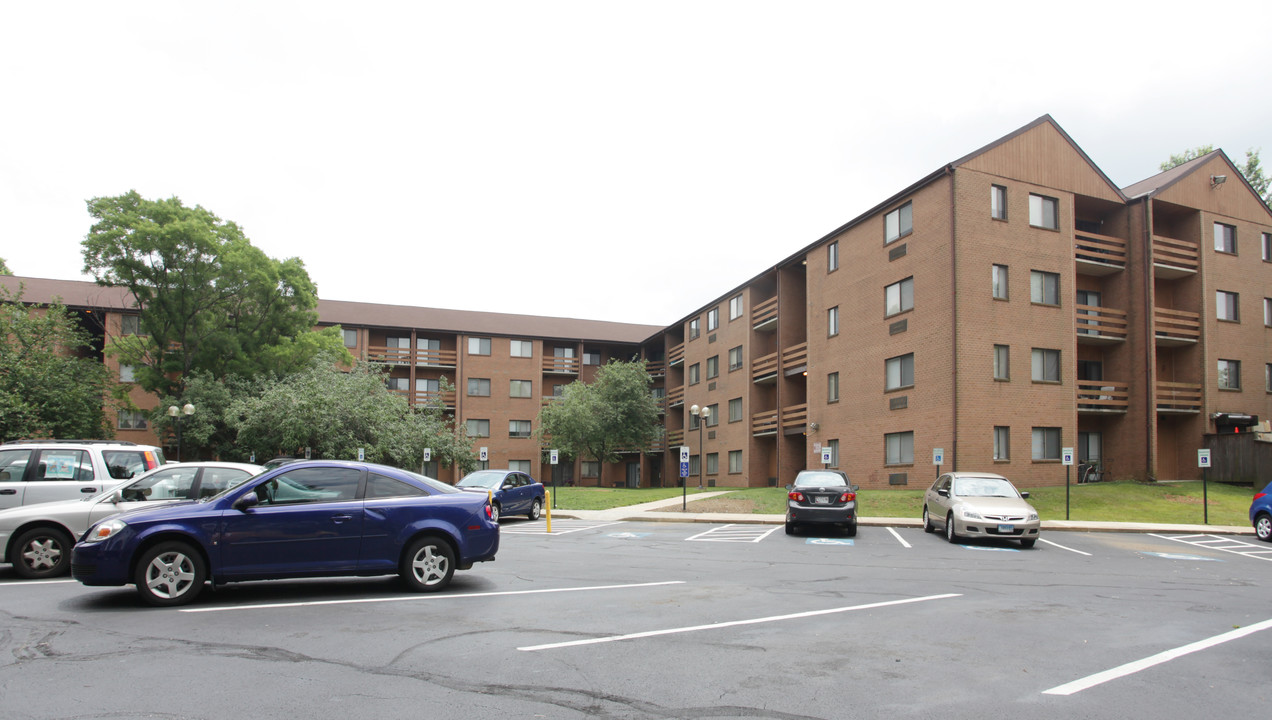 College Parkway Place in Annapolis, MD - Foto de edificio