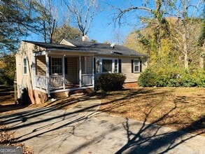 613 N Greenwood St in Lagrange, GA - Building Photo - Building Photo