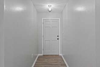 126 Brandlewood Dr in Savannah, GA - Building Photo - Building Photo