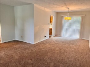 4310 Ridgetop Dr in Ellenwood, GA - Building Photo - Building Photo