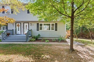 69 North St in Mansfield, MA - Building Photo