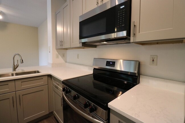 560 Florida Club Blvd, Unit 301 in St. Augustine, FL - Foto de edificio - Building Photo