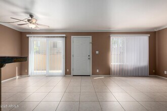 17014 E Calle Del Oro in Fountain Hills, AZ - Building Photo - Building Photo