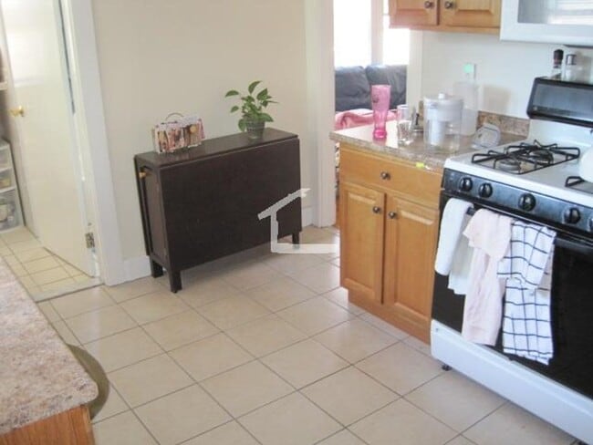 property at 24 Claymoss Rd