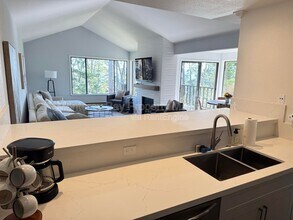 76 Ocean Pines Ln in Pebble Beach, CA - Building Photo - Building Photo