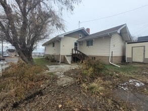 604 E Hartson Ave in Spokane, WA - Building Photo - Building Photo