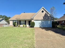 55 Oakridge Cove in Oakland, TN - Building Photo