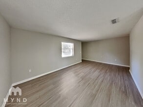 2030 Voltaire St in Lakeland, FL - Foto de edificio - Building Photo