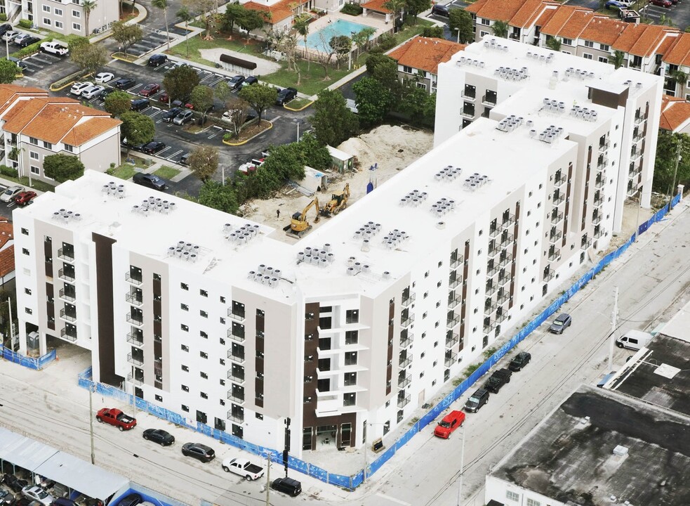 Miami Stadium Apartments in Miami, FL - Foto de edificio