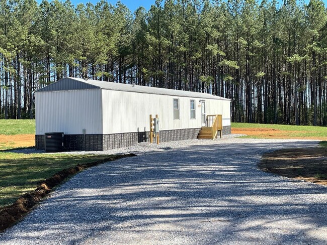 7334 Gravel Hill Rd in Denton, NC - Building Photo - Building Photo